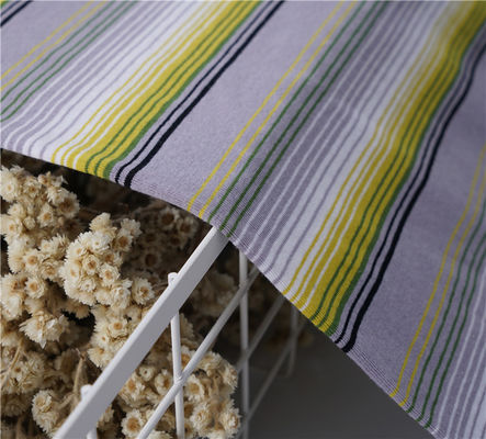 Хорошая цена. Противоположное изделию из полосатого материала ткань 190Gsm T - рубашка хлопчатобумажная пряжа окрашенная ткань онлайн