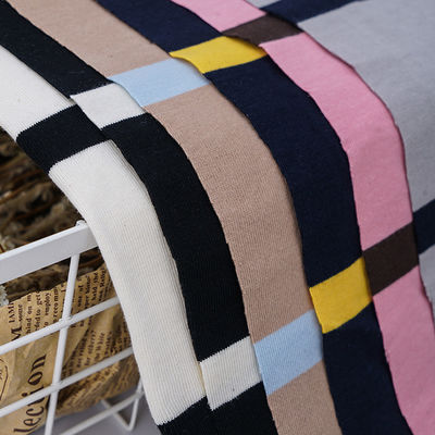 Хорошая цена. Стильная и прочная удобная и двойная нить простые хлопчатобумажные полосатые хлопчатобумажные ткани для футболки онлайн