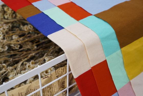 Естественная кожа-дружественный 40S чистый хлопок простой ткань полосатый вязаный ткань для футболки