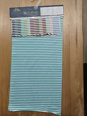 Хорошая цена. Простая в уходе и прочная и удобная для кожи полосатая вязаная ткань для футболки онлайн